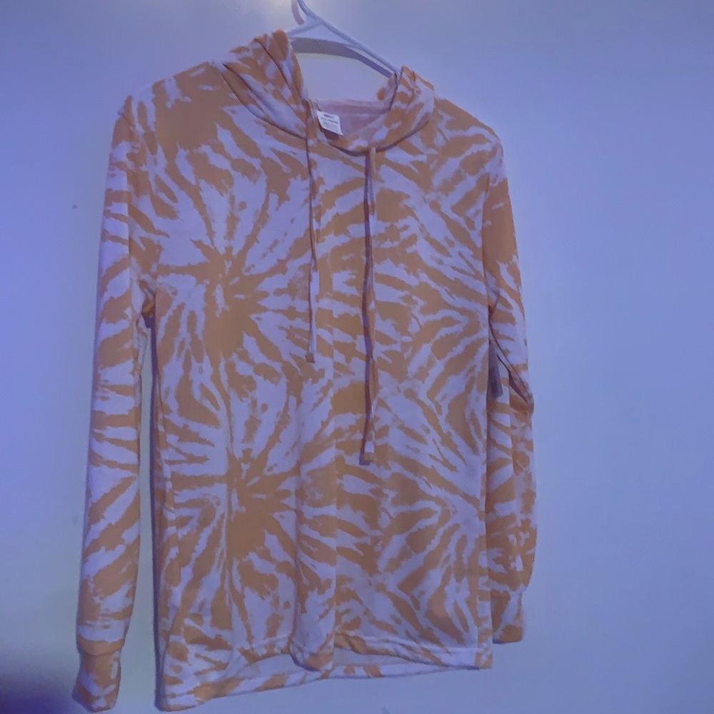 tie dye hoodie